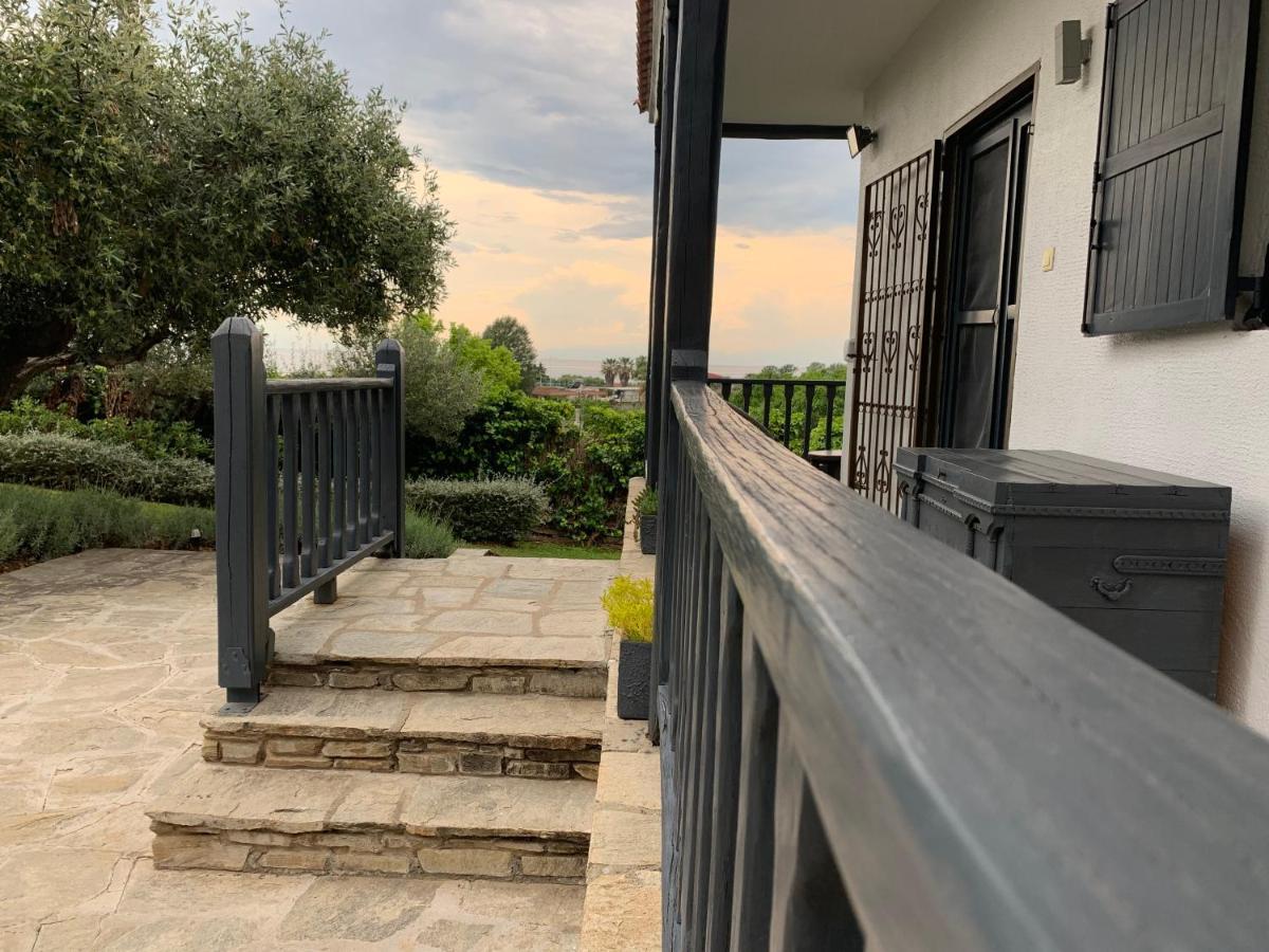 Sea View Villa In Olive Garden Nea Kallikrateia Extérieur photo